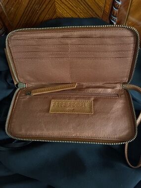 Free People NWOT Vegan Camel Cognac Wristlet Wallet